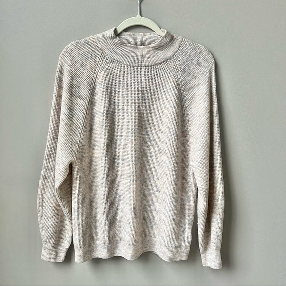 Gap Waffle Knit Thermal Shirt Women's Size M Medium Wool Blend Oatmeal Soft Knit - Picture 1 of 12